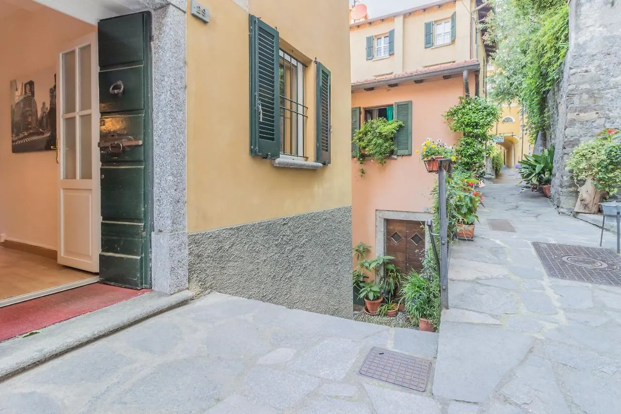 Casa La Nuvola Varenna Itálie